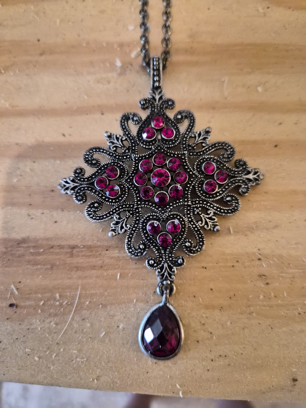 Silver Filigree Pendant Necklace with Fuchsia Crystal Accents